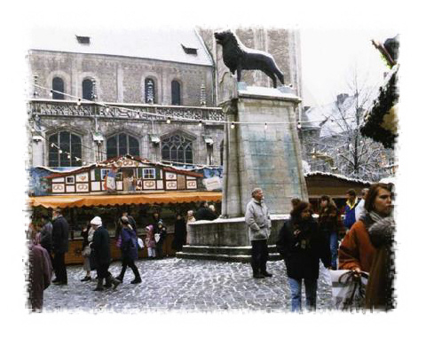 Weihnachtsmarkt auf dem Burgplatz