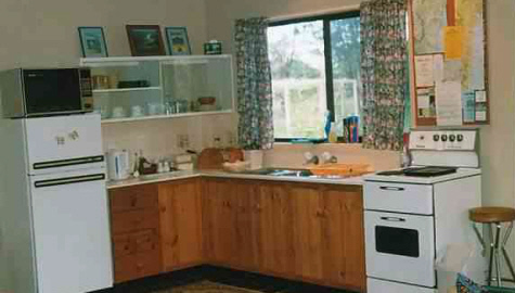 The Cottage's fully equipped Kitchen - CLICK TO GO TO NEXT PAGE